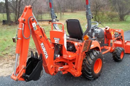KUBOTA BX22 PIERŚCIENIE I TŁOKI